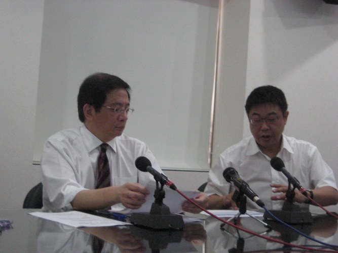 政委管中閔7日指出，要改善經濟體質不能只有短期方案，而必須倚賴長期經濟規劃。圖：陳莞欣/攝