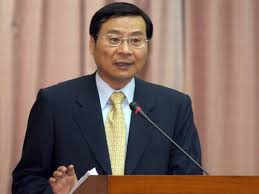 前金管會主委施俊吉曾說「服貿開放，我半數金控將被中資控制」，對此，金管會主委曾銘宗今(17)日回應，不會有金控願意在出售持股10%就喪失經營權，就算有，金管會也不會准。圖：中央社資料照片