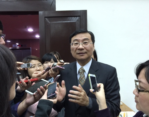 金管會主委曾銘宗25日透露，有不少銀行、壽險業者透過不同管道向他反應，近來BOT案衍生的風暴，已經影響到金融業投入資金到公共建設的意願。圖：新頭殼資料照片