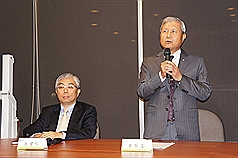 宏碁第3季大虧逾百億元，宏碁公司董事長暨執行長王振堂今（5）天晚間宣布請辭。圖：中央社