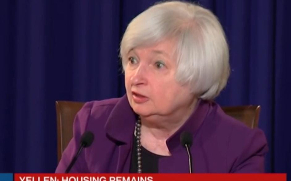 美國聯邦準備會主席葉倫17日宣布不升息的決定。圖：翻攝Bloomberg