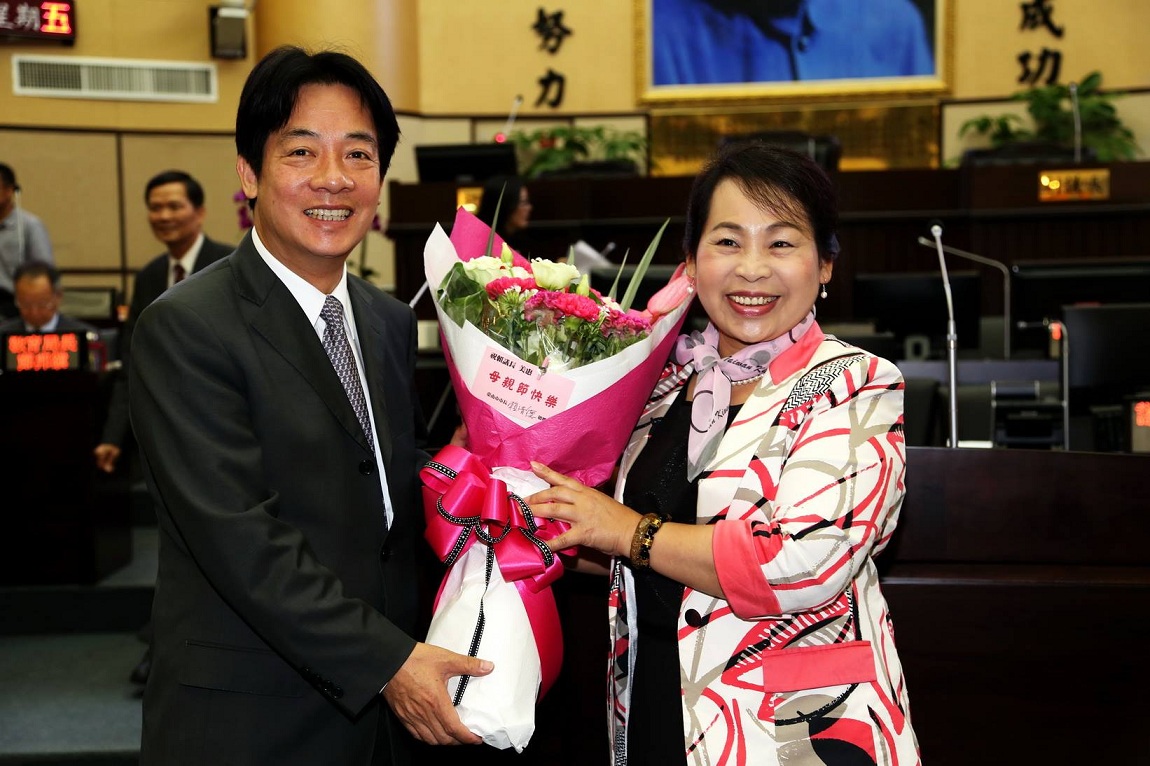 台南地檢署6日偵結前台南市議長賴美惠、台南市長賴清德等人涉賄案，認定均無具體犯罪事證，同樣做出不起訴處分。圖：翻攝賴美惠臉書