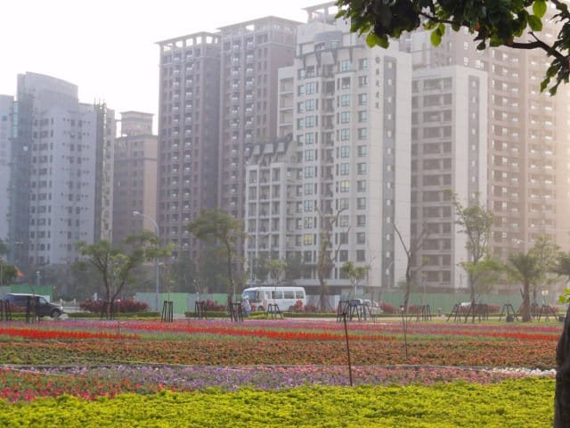 政府積極打房，房價是否得以降溫，仍待觀察。圖片：王鼎鈞/攝
