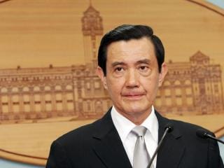 總統馬英九今（11）日重申要求菲國道歉的立場，他希望菲律賓正式道歉、緝兇及賠償，保證不再發生，否則他說不排除動用任何的制裁手段，沒有結果絕不干休。圖片來源：中央社資料照片