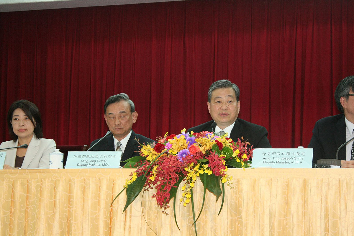 針對我國漁船「廣大興28號」遭菲律賓海巡船艦槍擊一事，外交部、法務部今（7）日下午召開記者會，公布調查結果報告。圖：陳芷儀/攝