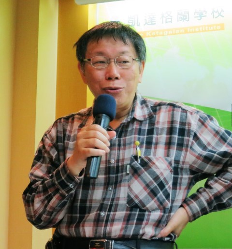 在台大醫師柯文哲等人奔走下，促成「台灣酒駕防制社會關懷協會」於今（7）天成立。圖：新頭殼資料照片
