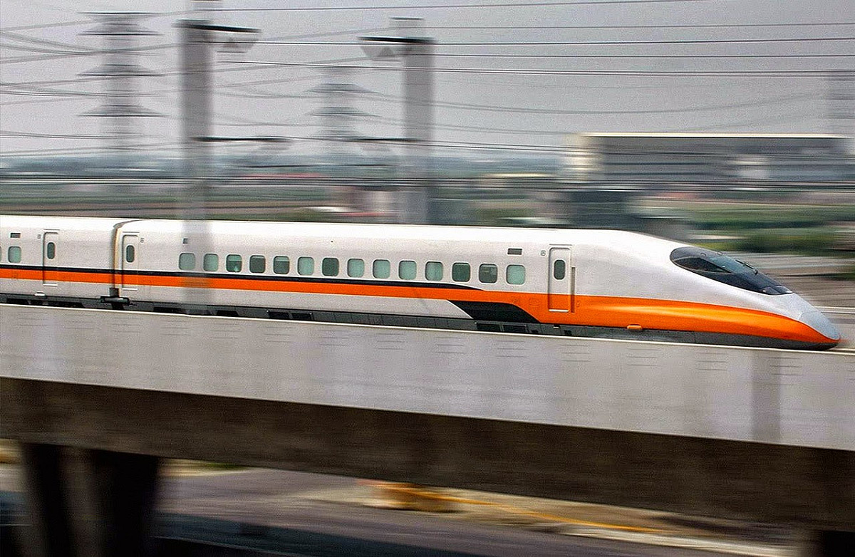 高鐵通車10年，但WiFi提供卻還沒完成。 圖：高鐵提供