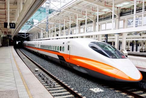 高鐵局提出2項財改案，若順利通過，高鐵北高票價就能降至1490元。圖：高鐵提供