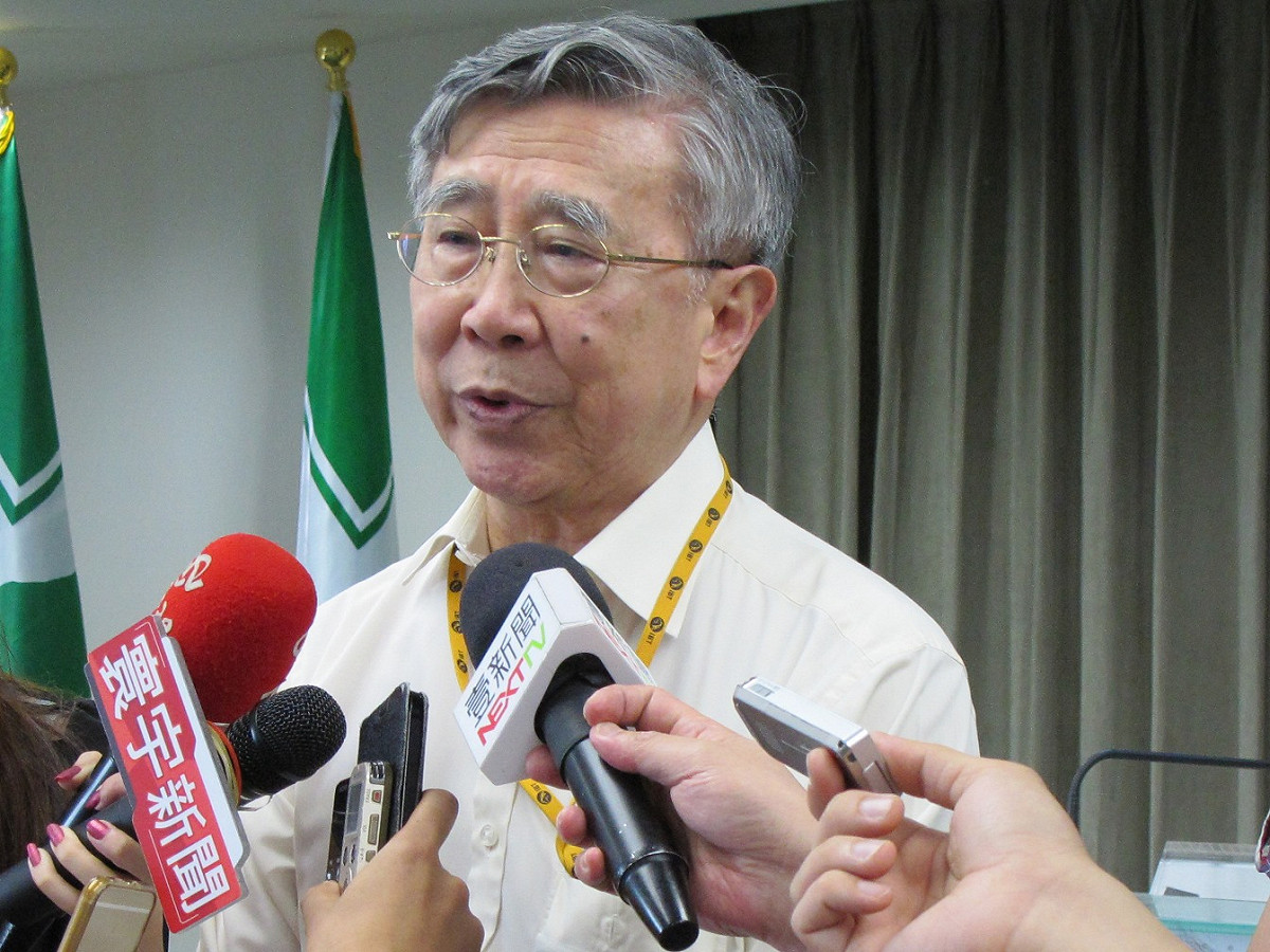 前衛生署長李明亮5日提醒，MERS的傳染度比SARS還厲害。圖：林朝億/攝