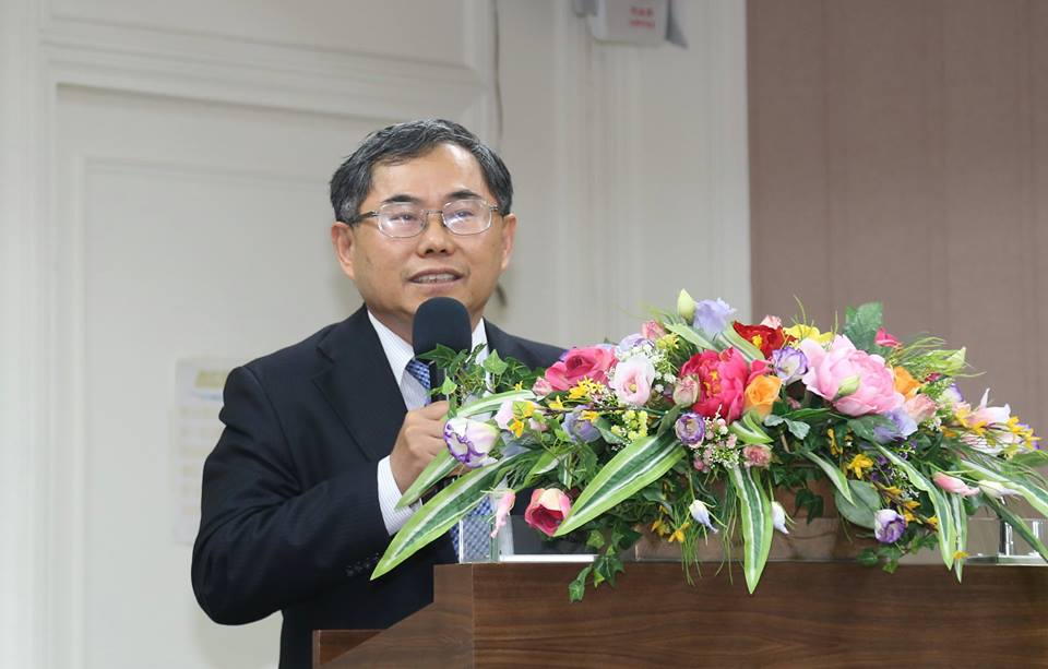東吳法律系教授陳清秀2日上午於公投案聽證會表示，公民投票是補充性的，「不是主方，是偏方，用偏方當主方來用很危險的！」圖：林雨佑/攝