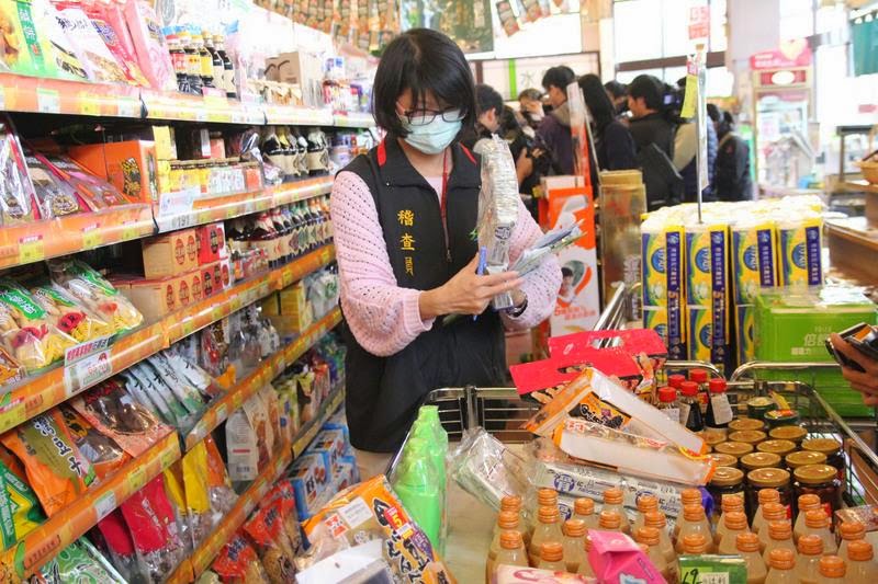 食藥署16日公布日本食品雙證把關滿月報告，產地標示、特定地區產品須附輻射檢驗合格證明都未發現不合格，但仍無解禁時間表。圖：中央社資料照片 圖：中央社資料照片
