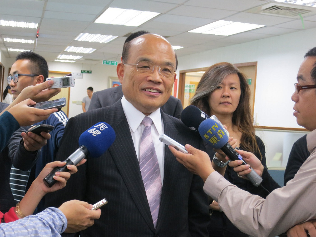 民進黨主席蘇貞昌9日認為不應為了查假農民任意延長農保投保年資規定。圖：新頭殼資料庫