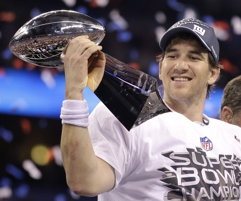 巨人隊明星四分衛曼寧(Eli Manning)再次率隊勇奪超級盃。(圖片來源:達志影像/美聯社。)