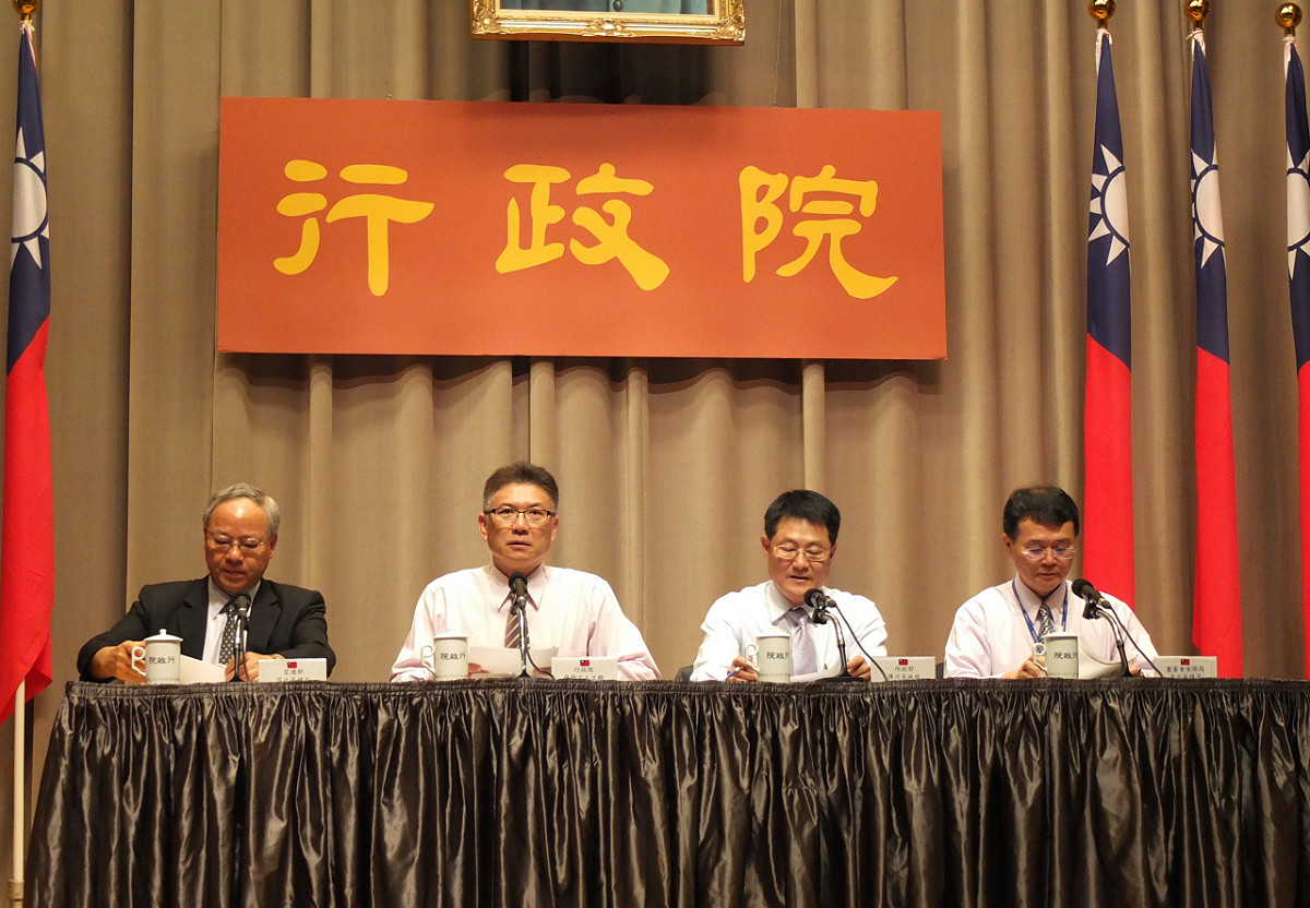 內政部將推出「青年生活住宅」，但現在僅有初步規劃，所有細節都是一問三不知。圖∶翁嫆琄/攝