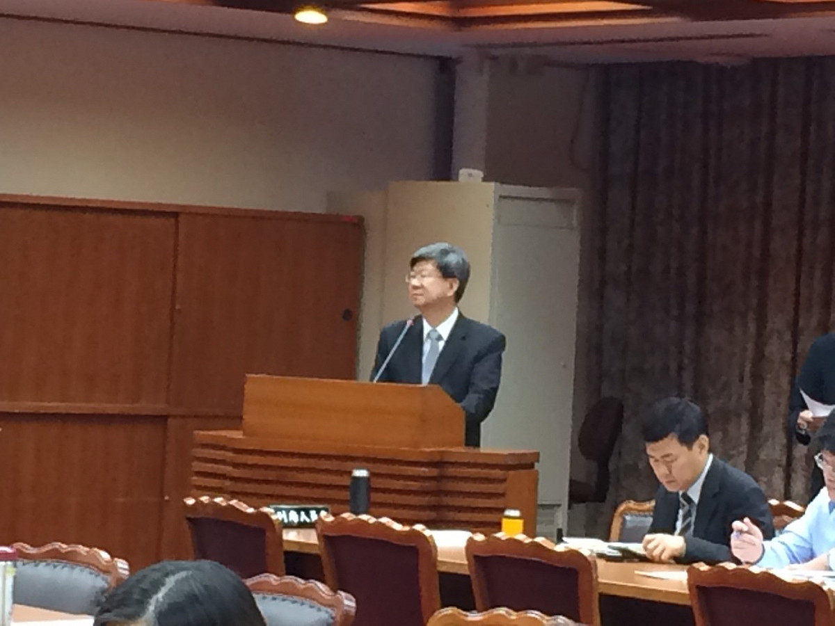 教育部長吳思華3日赴立法院教育委員會，針對大學院校住宿供需失衡問題進行報告。圖：楊淳卉/攝