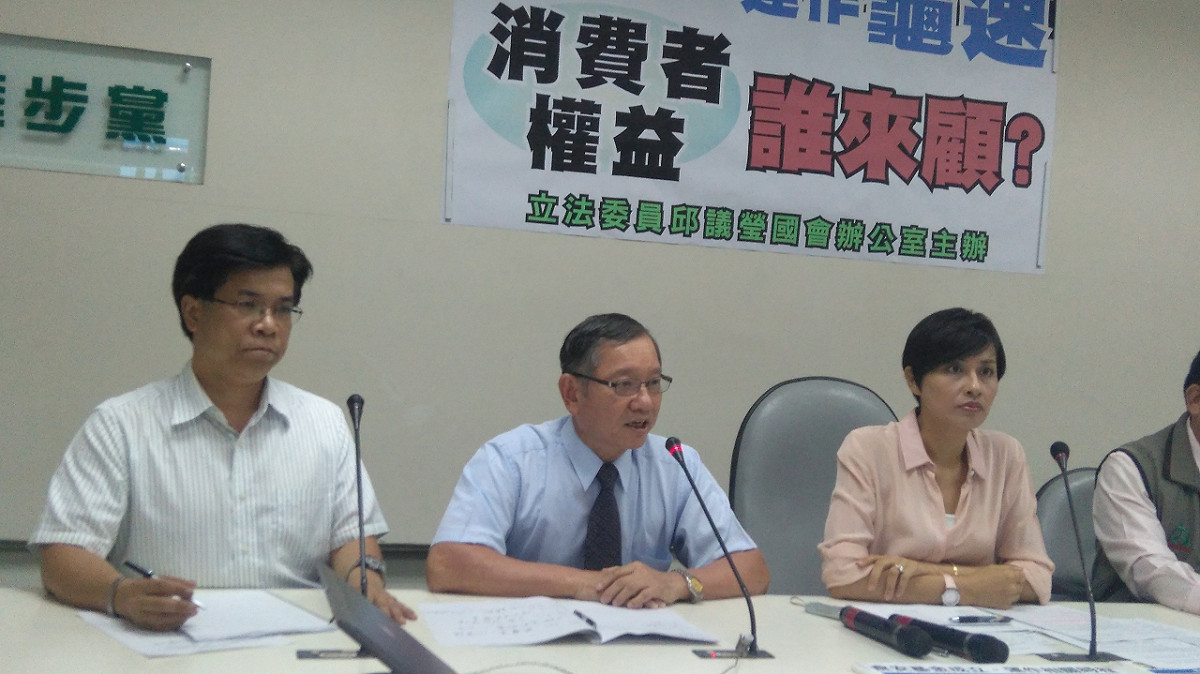 食藥署食品組潘志寬組長表示，31日將加開臨時會議，加快監督小組審查。圖：王蓉宜/攝