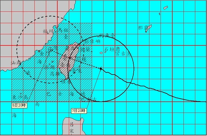 中颱蘇迪勒持續向台灣逼進，由於風雨量已達停班停課標準，因此全台22縣市晚間宣布8日停班停課。圖：中央氣象局官網