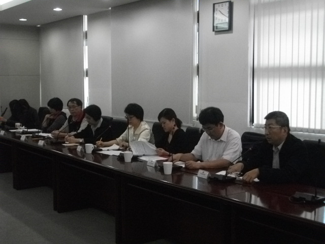 行政院消保處今(21)日召開記者會表示，消保處今年針對全台30家補習班進行稽查，結果發現有6成業者公安項目不合格。圖：涂鉅旻/攝
