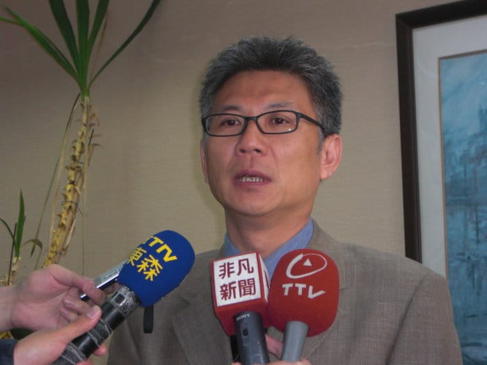 公平會委員孫立群表示，104人力銀行在網頁上刊登不實廣告，宣稱其網站求職者使用率高於其他同業競爭者3倍之多，容易造成誤導。圖片:黃沛云/攝