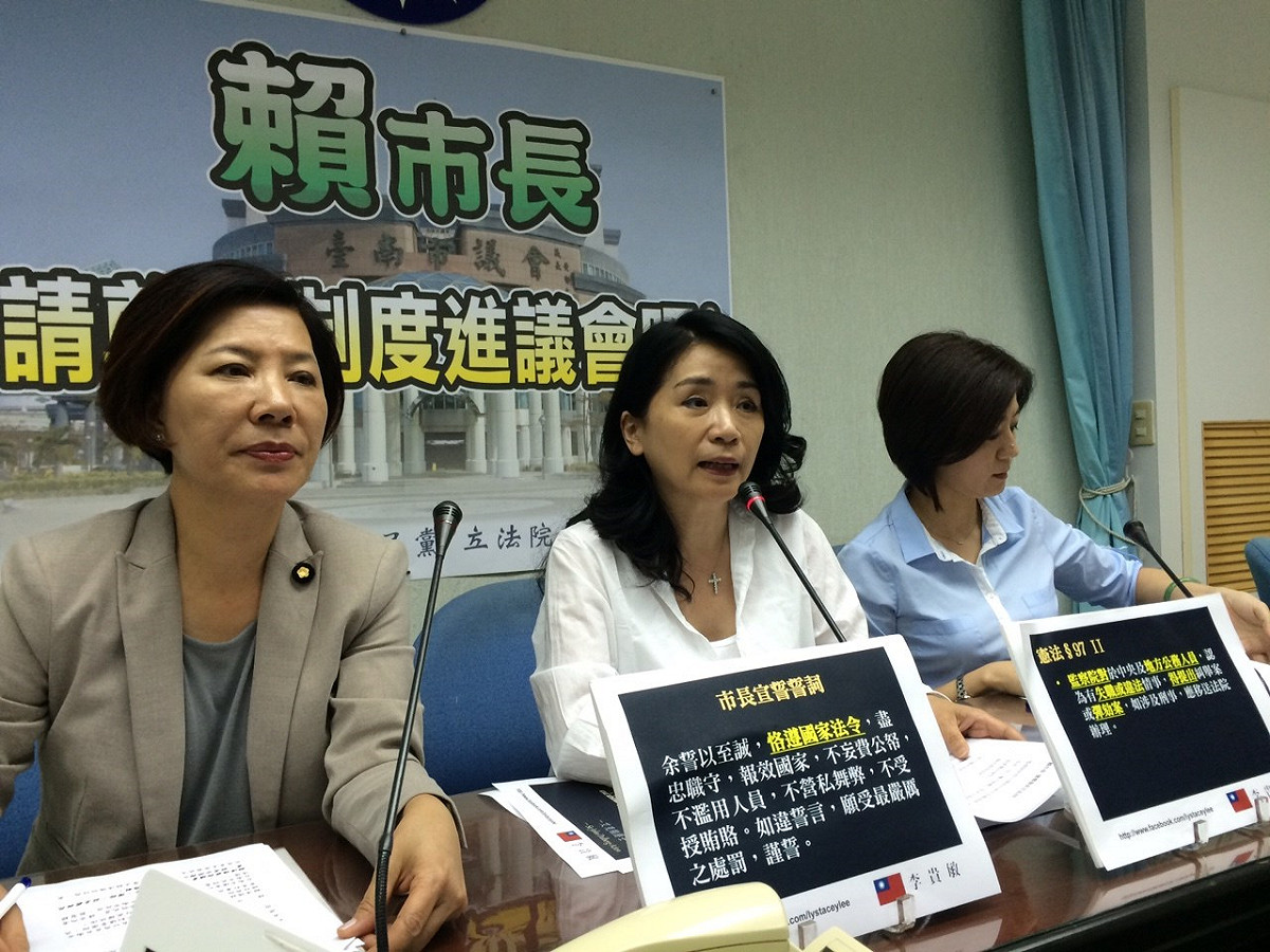 對於反課綱學生5日宣布不撤離教育部前廣場，國民黨立委陳淑慧、李貴敏和王育敏同聲表示，希望學生盡快回家。圖：符芳碩/攝