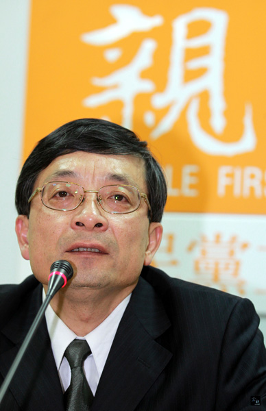 親民黨總召李桐豪說，能夠在部落擔任教師的都是菁英，現階段應該要做的是留住這些已經受過培訓的教師，不然等他們離開後，要再找他們回來教書，銜接性會出問題。圖片來源：中央社資料照片
