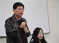 台灣妙管家董事長蔡宗仰今（6）天批評主婦聯盟等團體，對妙管家的產品發布偏頗的調查結果。還以「食用」殘留標準作為依據，有失公允。圖：中央社