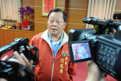 苗栗縣縣長劉政鴻今（7）日受訪時表示，大埔案即使有錯，錯也不在他。圖：中央社