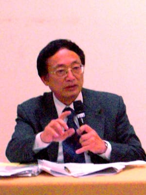 針對外界質疑政府取消口蹄疫疫苗補助，是對豬農的秋後算帳，防檢局副局長黃國青表示，只是巧合，與豬農抗議無關。圖片來源：新頭殼資料照片。