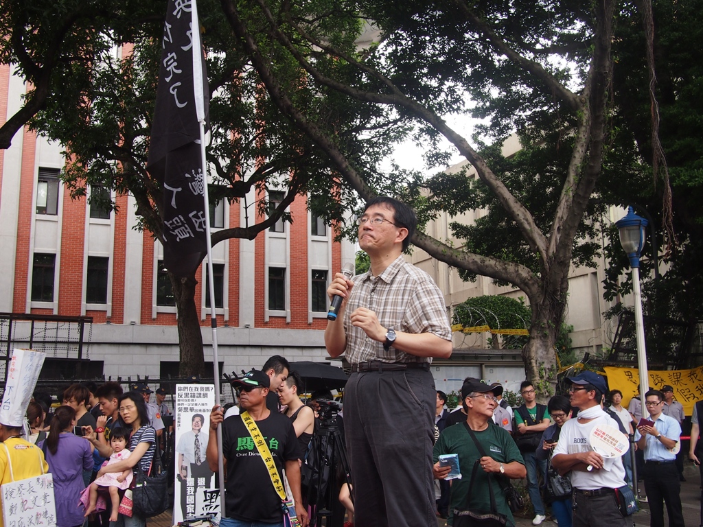 22日首位上台開講的講者是政大台史所薛化元教授。圖:何星瑩/攝