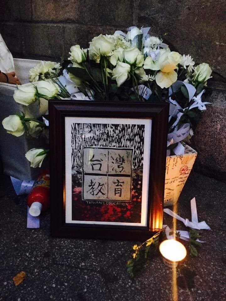 北美台灣留學生認為，課綱若不撤回，台灣教育已死。圖：讀者提供
