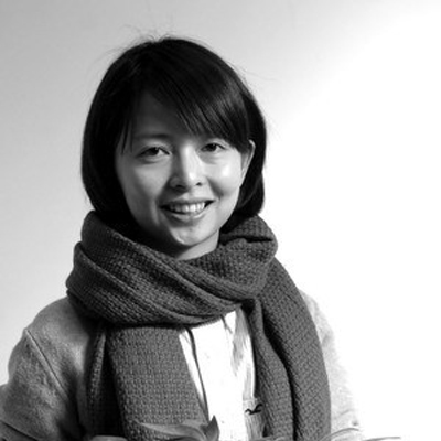 陳中小路被《南方週末》評為2012年的年度記者。很難想像，眼前這位柔柔弱弱的女生，寫的盡是些揭開黑幕的嚴肅報導。圖：翻攝網路