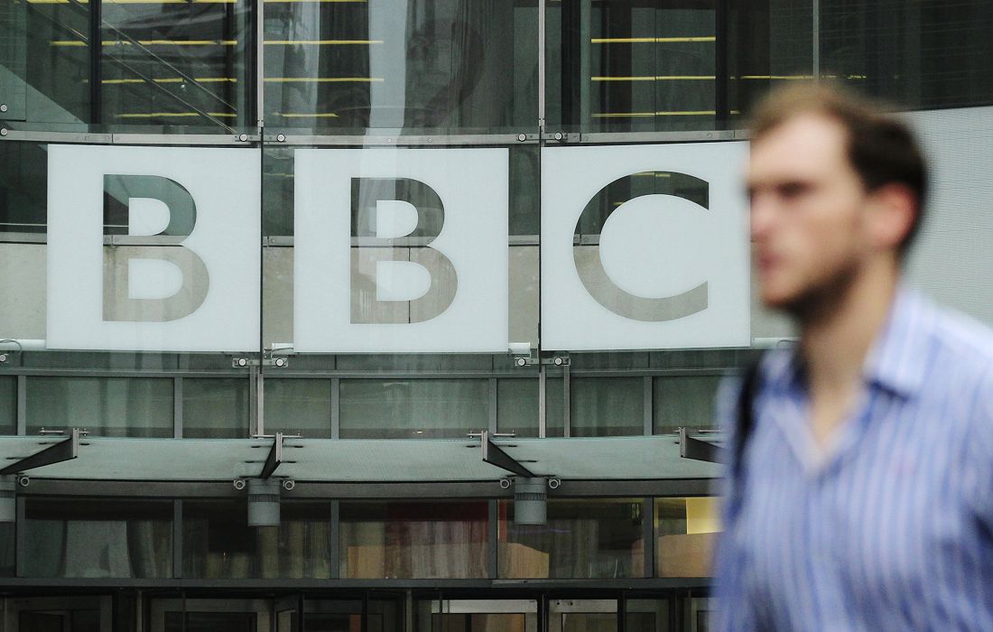 不滿資方強制裁員，英國廣播公司（BBC）多數新聞從業人員自18日凌晨開始將展開24小時罷工。圖片來源：達志影像/路透社資料照片。