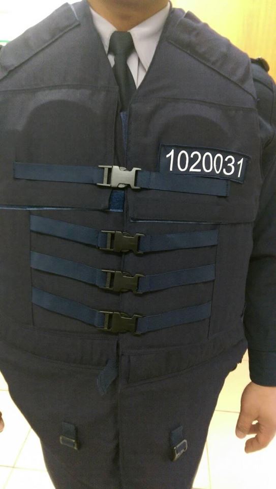 警政署近期發送各警察單位使用之新式保安警察服裝業已繡上足資辨識之編號，北市警期望未來在執行上能更為透明，讓社會大眾便於監督。圖：台北市警察局提供