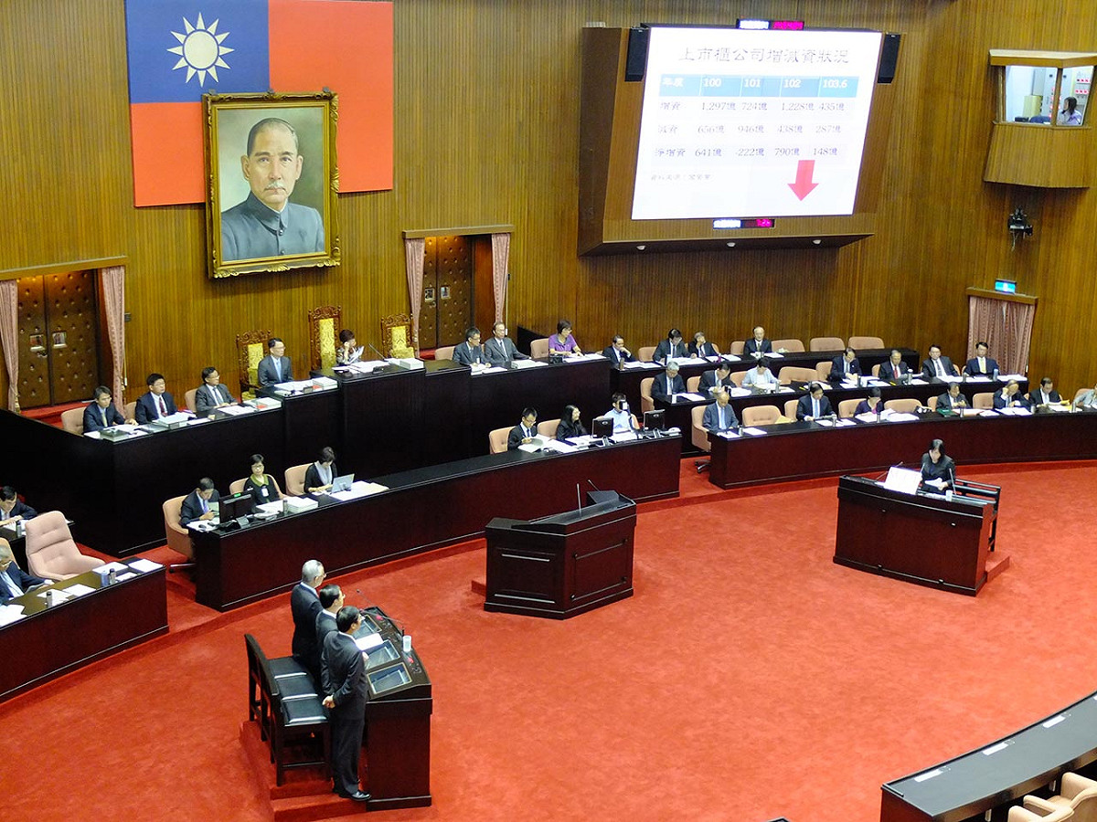 針對民眾投訴媒體使用「天龍國」有歧視台北市之意，NCC主委石世豪今(21)日回應，這涉主觀感受，他自己就沒覺得被污辱。圖：翁嫆琄/攝。