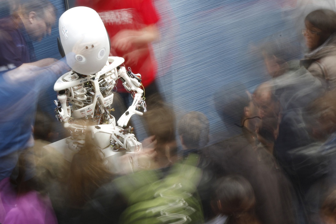 數10名科學家、企業家日前連署，警告人們必須注意人工智慧（AI）的安全性與社會效益。圖片來源：達志影像/路透社資料照片