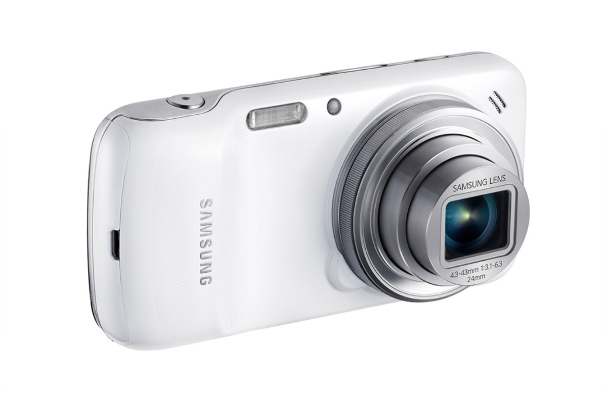 圖片說明：
1.Galaxy S4 mini是S4的縮小版，功能上與S4相同。
2.Galaxy S4 zoom結合了消費至數位相機與智慧型手機，訴求智慧型手機有更高的攝影效果。
3.Galaxy S4 Active是專為戶外運動設計使用的機種，並提供IP67的防水性。
圖片來源：Samsung。