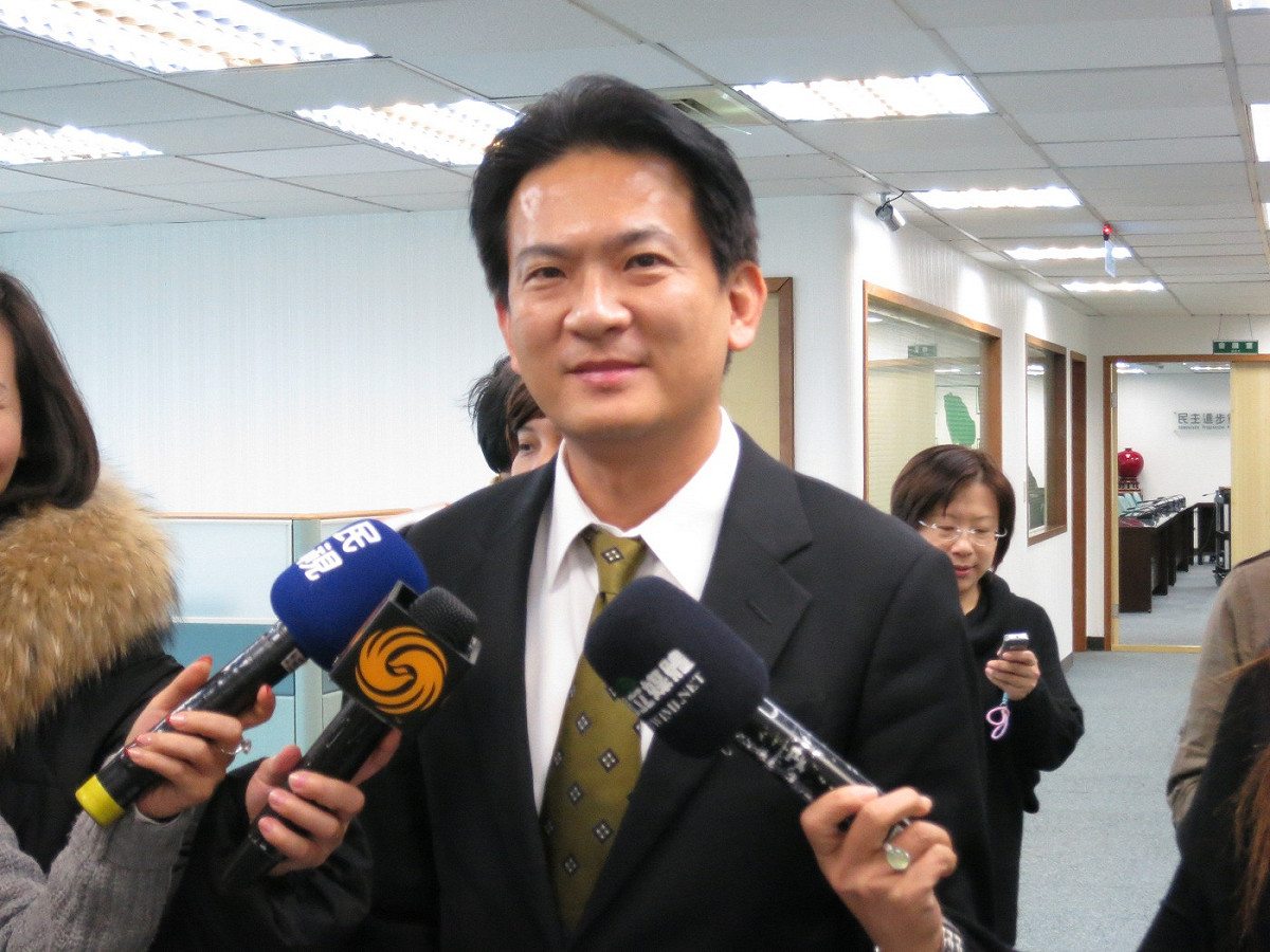 民進黨發言人林俊憲認為，核四廠應對國人開放，不是只給藍民嘴參觀。圖：新頭殼資料照片。