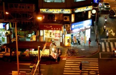 受不了啦! 師大夜市居民今遊街抗議