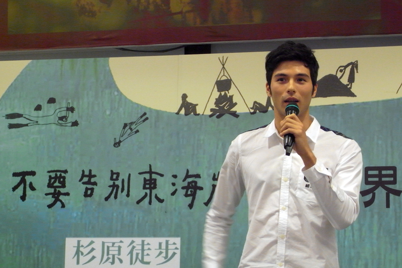 鳳小岳曾親眼目睹美麗灣渡假村，他直言那是一棟美學上很糟糕的建築物。圖：楊宗興/攝