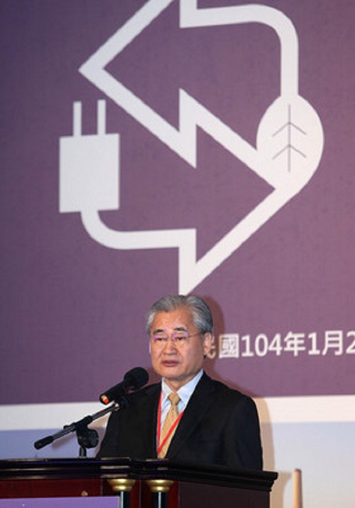行政院長毛治國27日在台北國際會議中心，出席全國能源會議總結報告，並主持閉幕式及結論致詞。 圖：中央社資料照片