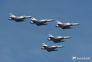 精采畫面看這裡  F-16、IDF、幻象2000、雷虎空中較勁