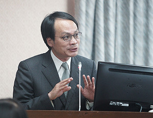 查不當黨產遭抵抗封條未貼完 林峯正：不影響效力