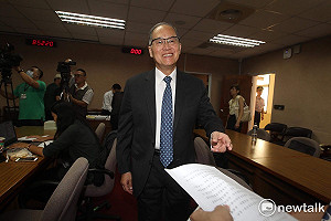 總統出訪過境保密至今 李大維:最快明天公布