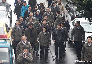 不斷更新》總統二度到花蓮  探視救災情形及災民安置