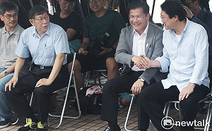 林佳龍稱選舉是快樂事情！柯Ｐ笑：有困難也要裝快樂