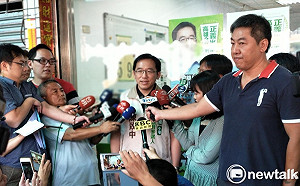 陳致中孤僻自坐開放區？ 酒店小姐打臉：5人都在包廂裡