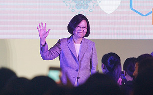 蔡英文：精心捏造的假新聞 意圖破壞我們的民主生活