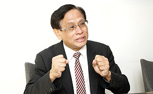 民視恐變天！董事長郭倍宏不到3分鐘遭撤換  抗議不合法