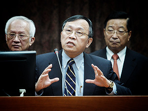 台銀擘畫全球版圖 呂桔誠：需要7面向「全面遵循」