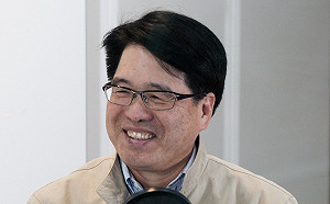 「寧為獅子老虎 不當狐狸與狗」 游盈隆自述「不拉幫成派 表裡如一」